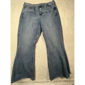 American Eagle 90s Flare Womens 12 Short Jeans Blue Frayed Distressed rear Hem